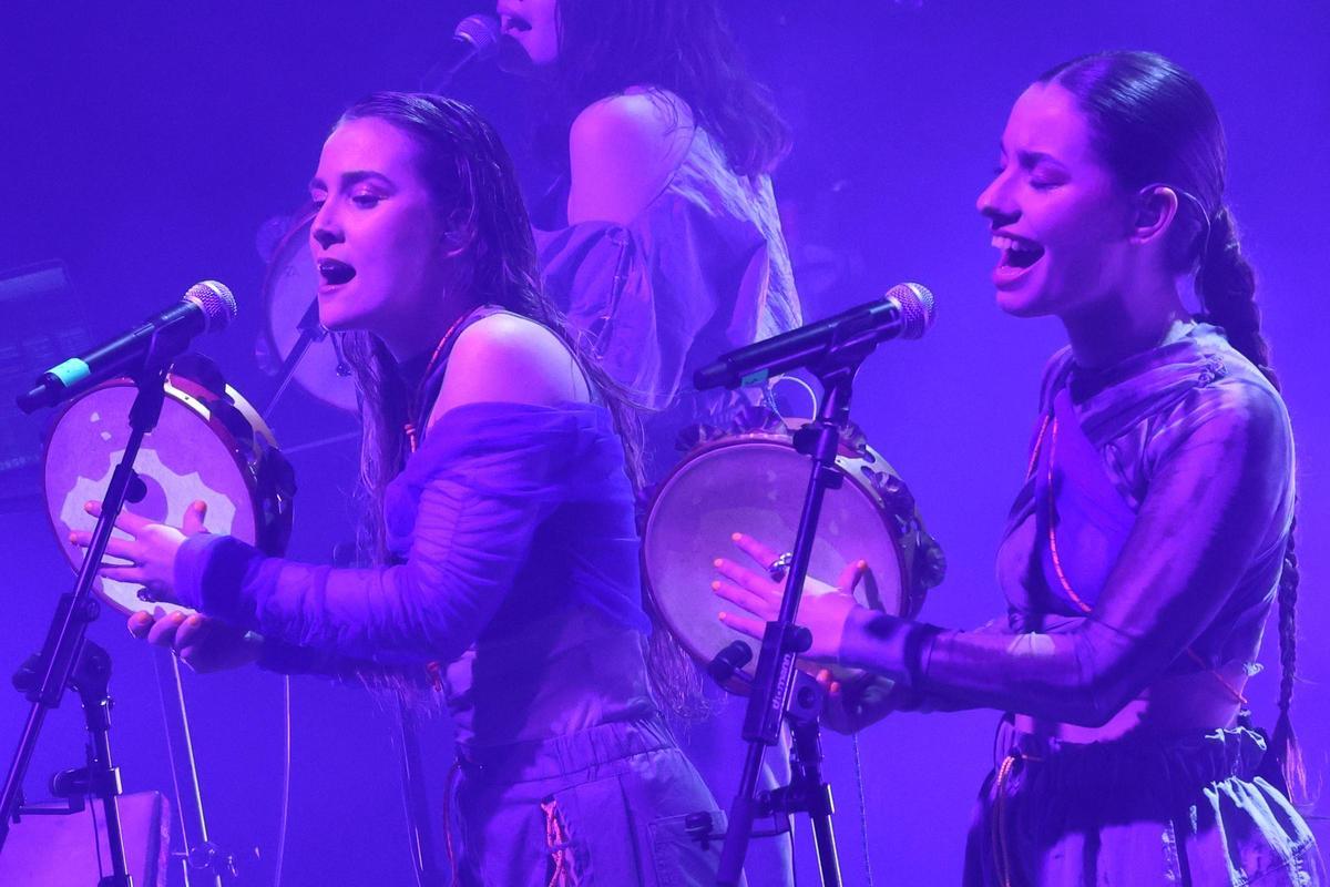 FILLAS DE CASANDRA, na apertura da nova xira en Vigo.