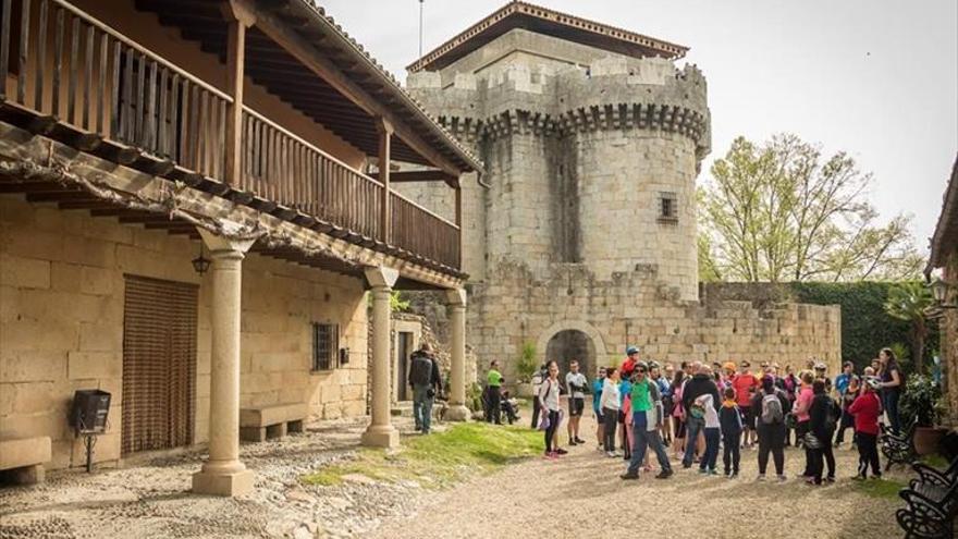 Talleres y visitas guiadas para potenciar el turismo en la comarca