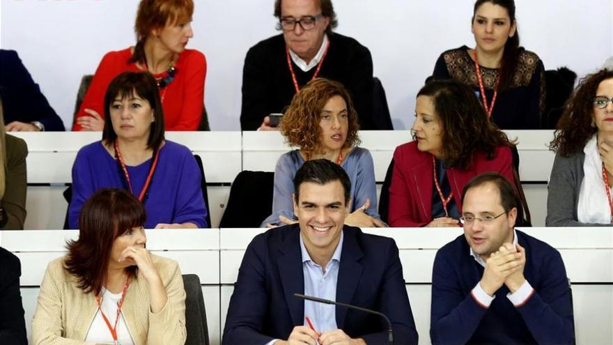 Sánchez alerta a Podemos de que no negociará sobre la integridad de España