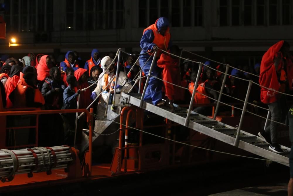 Llegan al Puerto de Málaga 246 migrantes