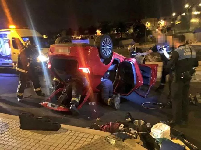 Vuelco en la carretera a Teror