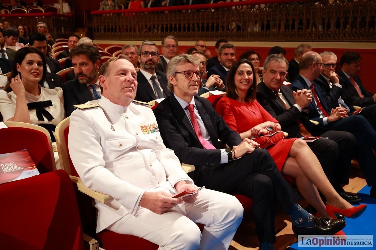 Así ha sido el acto institucional del Día de la Región de Murcia en el Teatro Romea