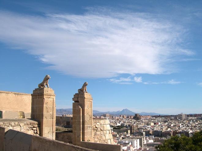 Castillo de San Fernando, Alicante, España