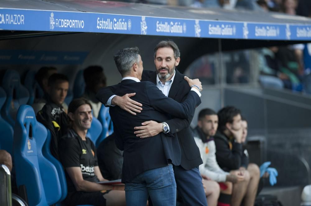 La afición del Dépor llena Riazor ante el Mallorca