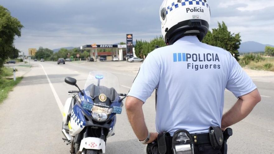 Un control de la Guàrdia Urbana de Figueres.