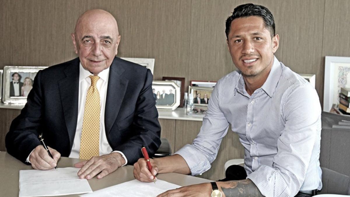Lapadula será jugador del Milan hasta 2021