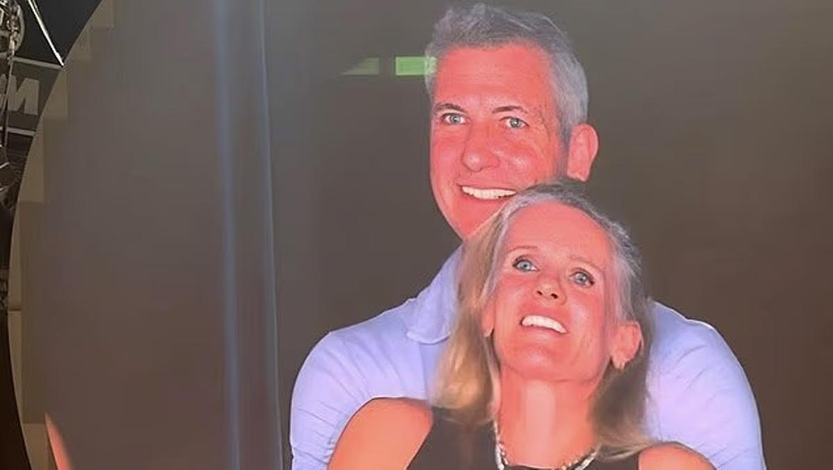 Kristin Cabot concede su primera entrevista tras el momento viral en Coldplay