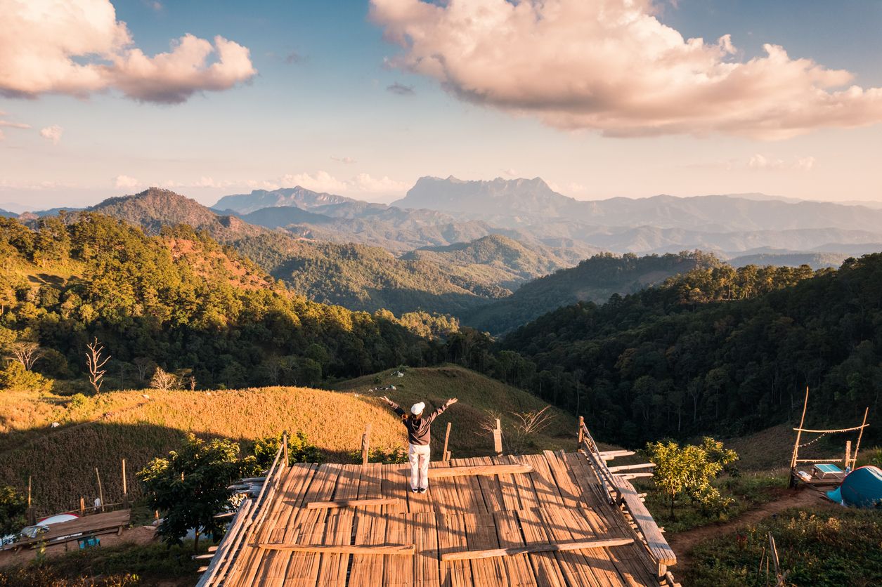 Descubre las 3 razones por las que viajar solo te cambiará la vida.