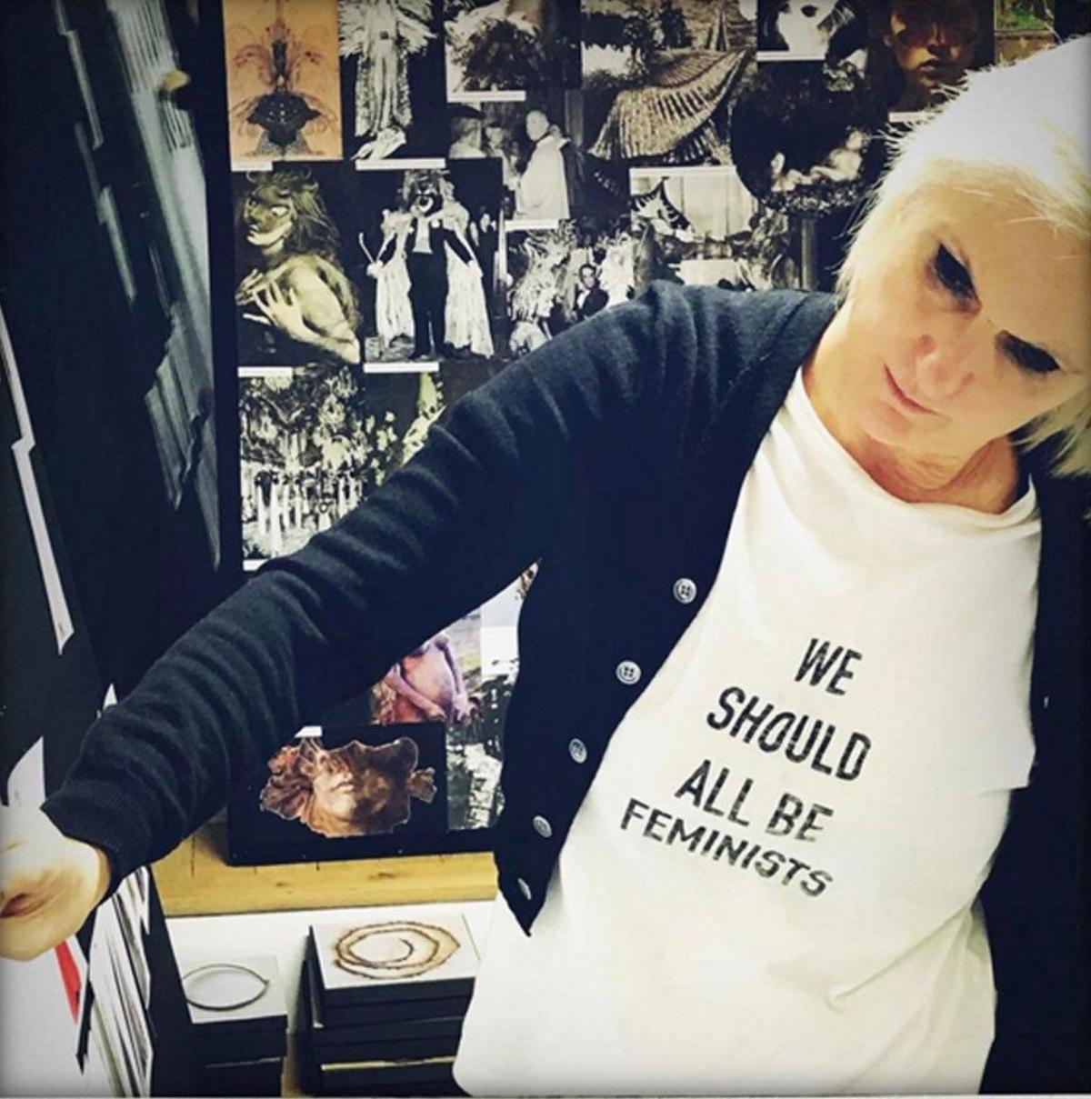 Cuando el lema feminista de la #WomensMarch se plasma en una camiseta de Dior