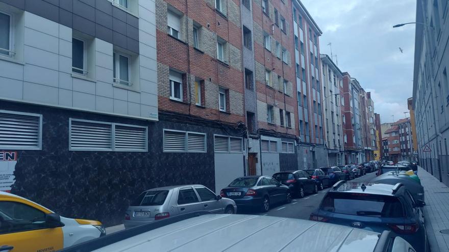 La Policía interroga de nuevo al hermano del detenido por la violación en un portal de Gijón