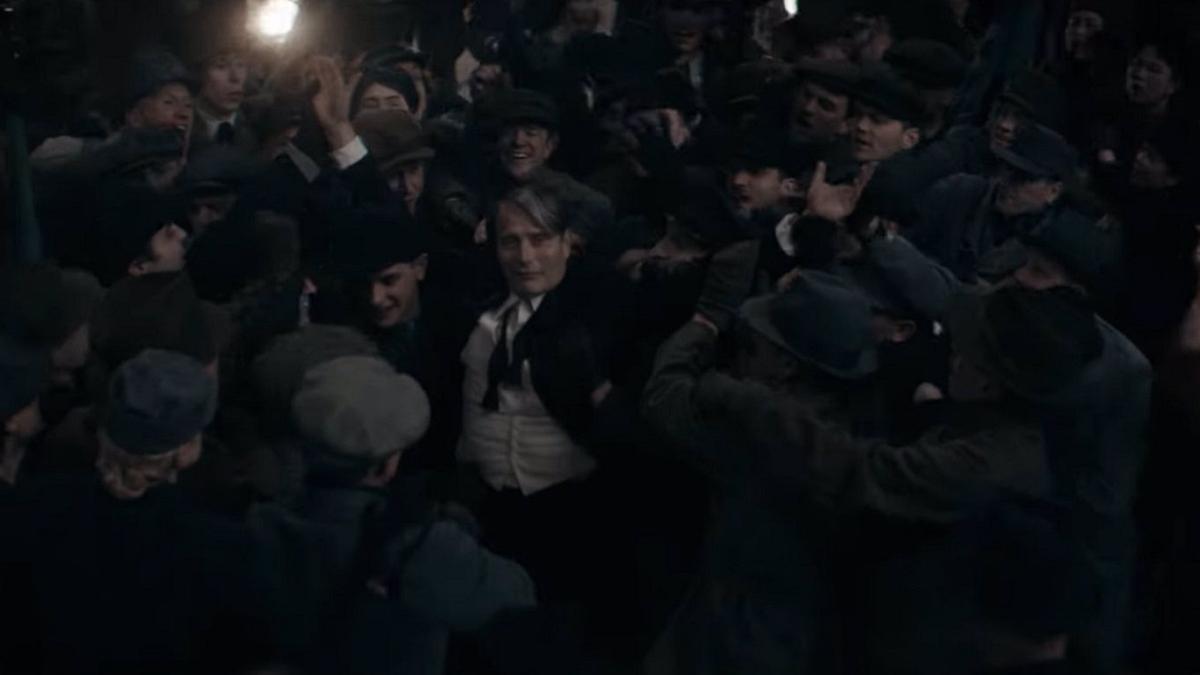 Primera imagen del Grindelwald de Mads Mikkelsen.