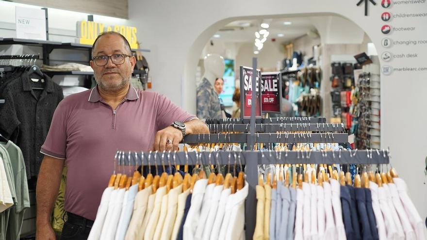 Trabajadores transfronterizos y llanitos ante el fin de la Verja: Abdul El Hana