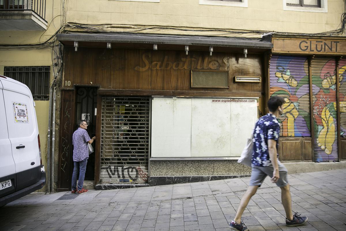 La Casa de les Sabatilles, recién cerrada, se podrá mudar a la calle de Freneria.