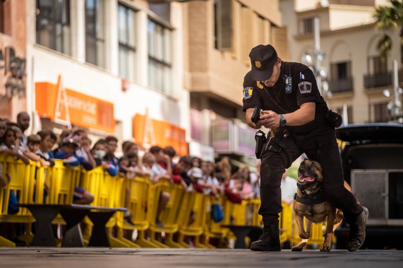 Apertura jornadas 25 aniversario Unidad Canina de la Policía Local