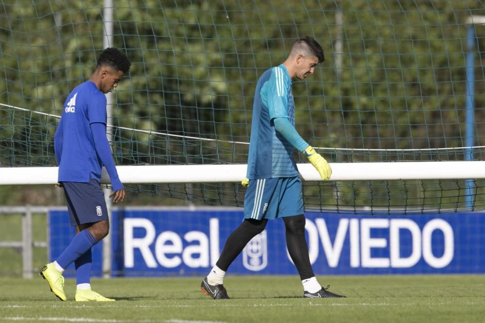 Primer día de Egea en el Oviedo tras su vuelta.