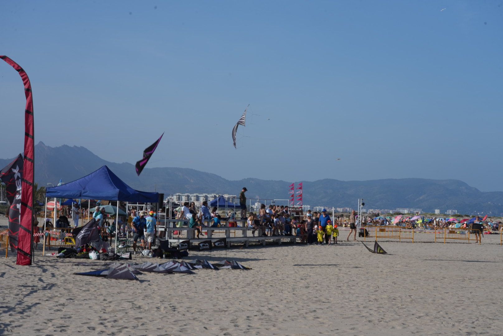 Las imágenes de la primera jornada del espectacular Festival del Viento de Castelló