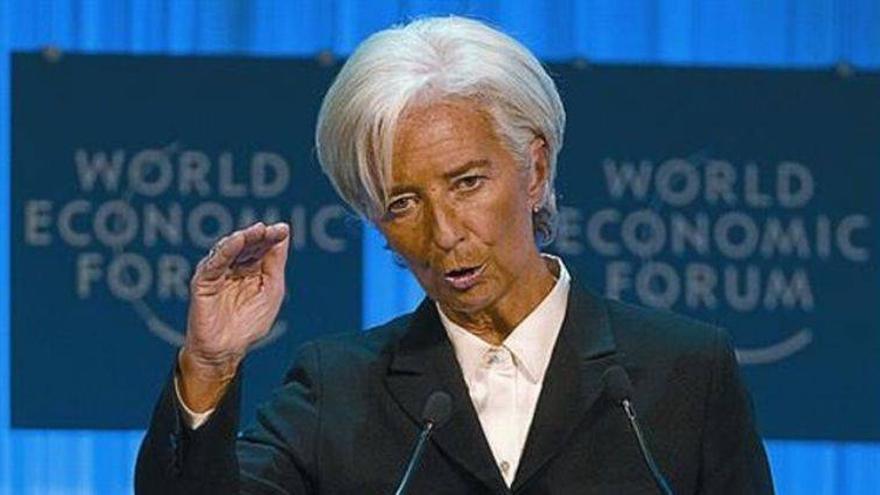 La policía registra el apartamento de la directora del FMI