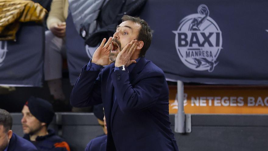 El BAXI Manresa anuncia la sortida de Salva Camps, que serà el nou entrenador del Bàsquet Girona