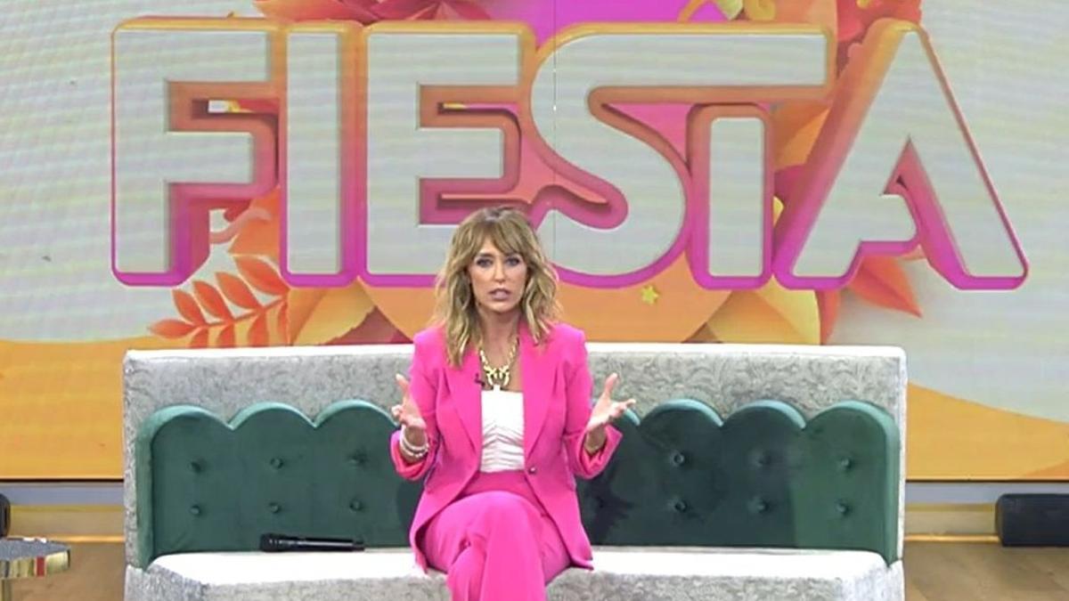 Emma García en 'Fiesta', nuevo programa de Tele 5 para las tardes de los sábados.