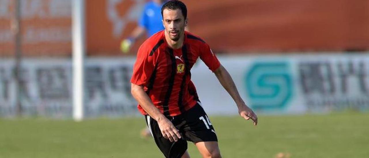 Hernan Santana, durante un partido con su actual equipo, el Sichuan Jiuniu. | Foto cedida por Hernán Santana