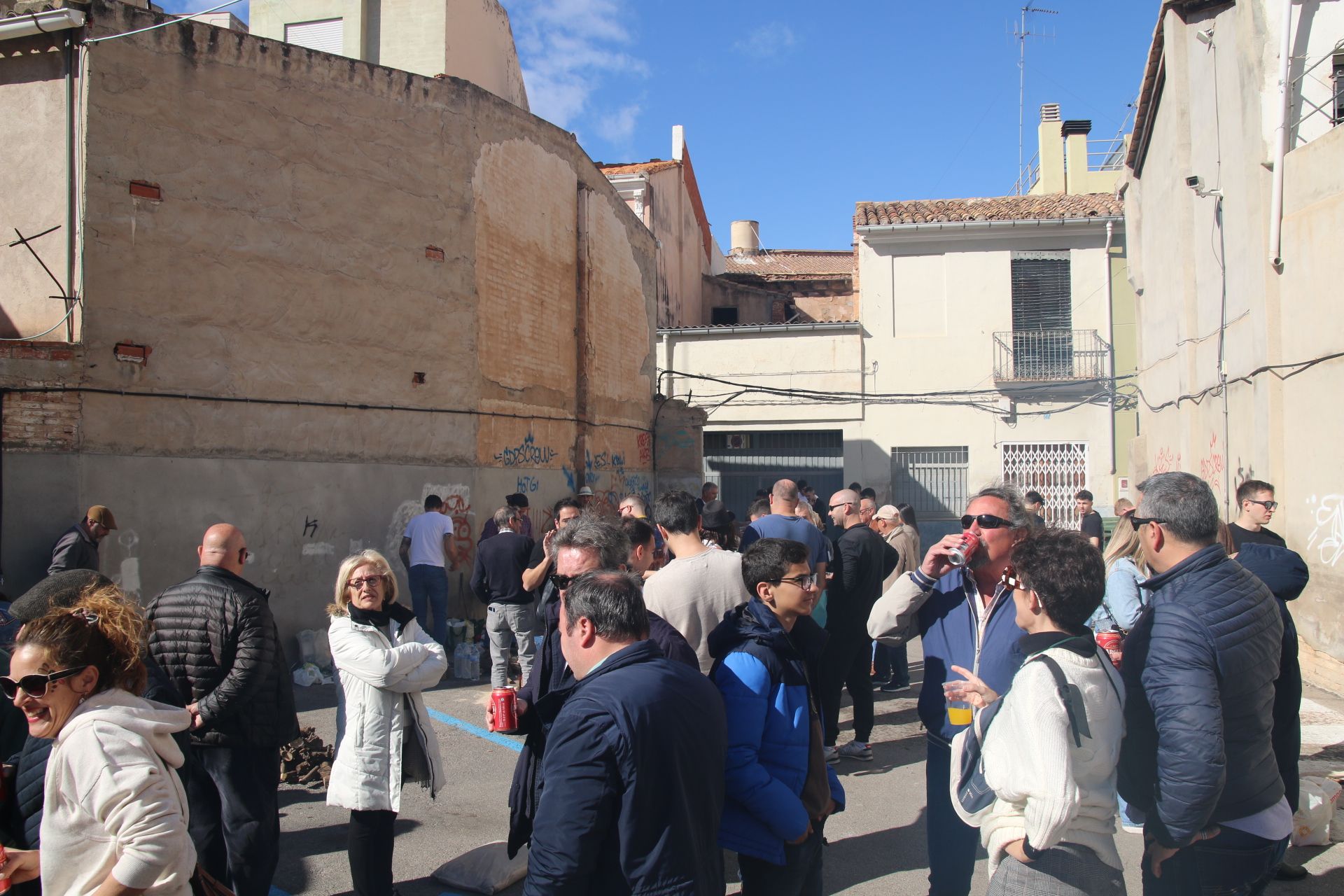 Búscate en la galería de la fiesta de las paellas de Burriana por Sant Blai