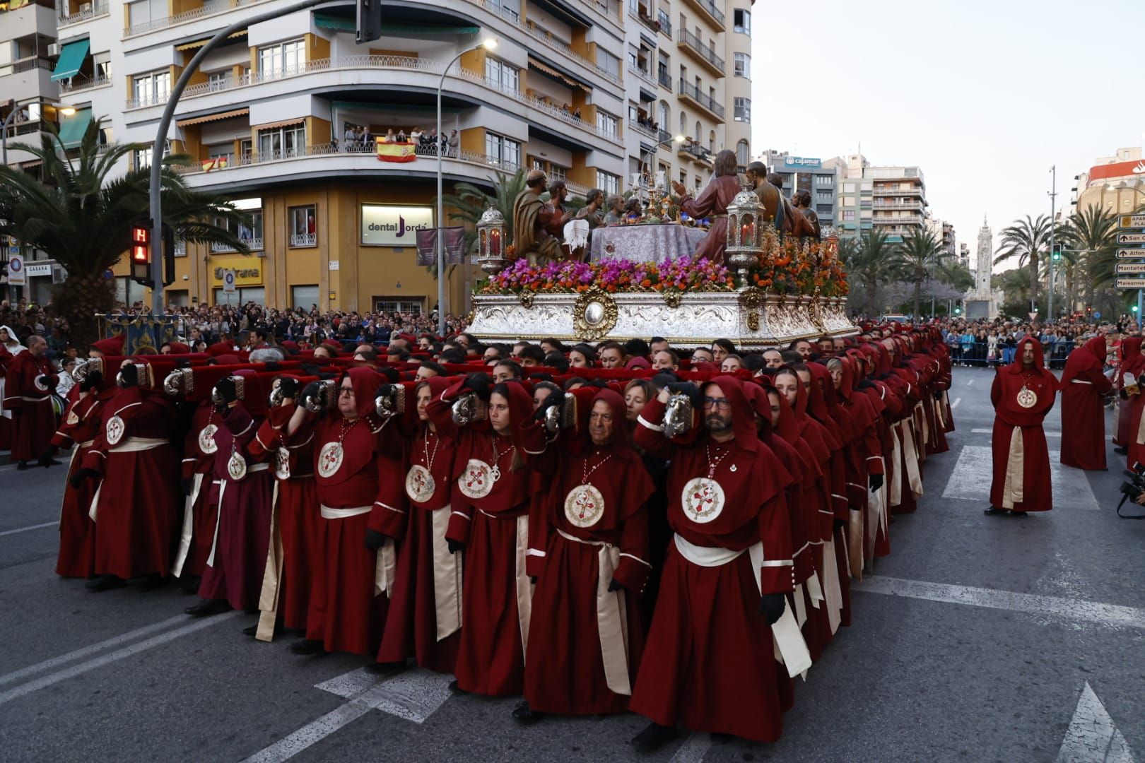 La Santa Cena más grande de España sale en Alicante
