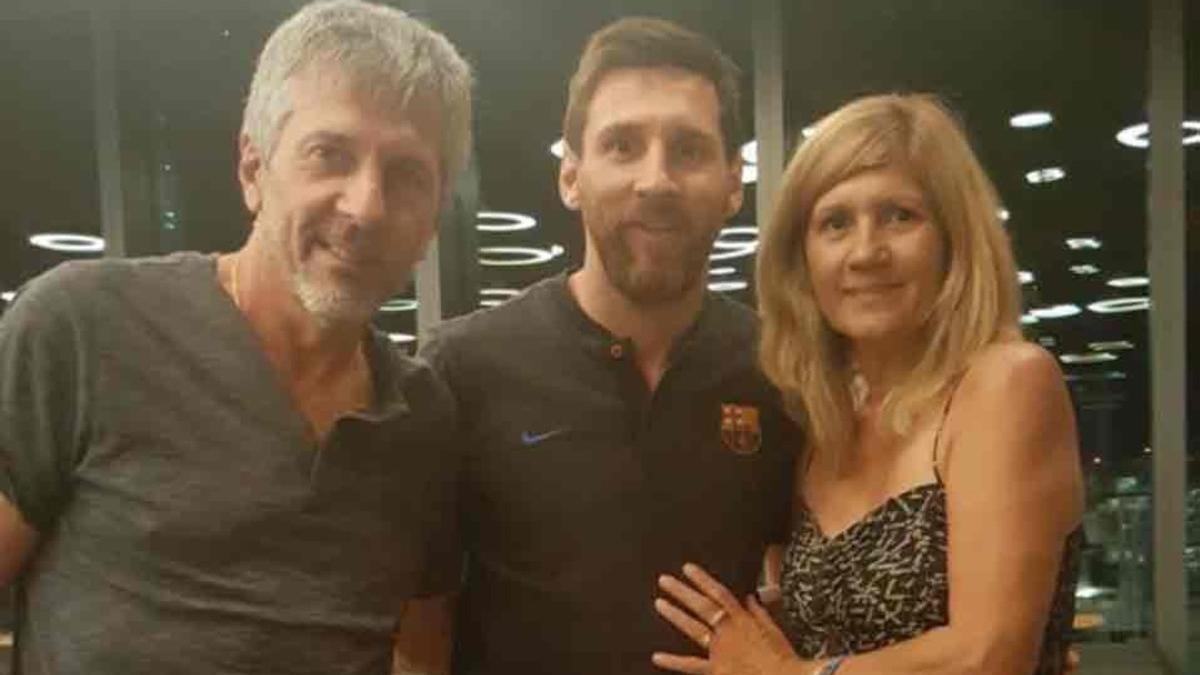 Messi, junto a sus padres