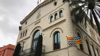 La oposición acusa a Albiol de transformar la televisión pública municipal de Badalona en un "instrumento de propaganda"