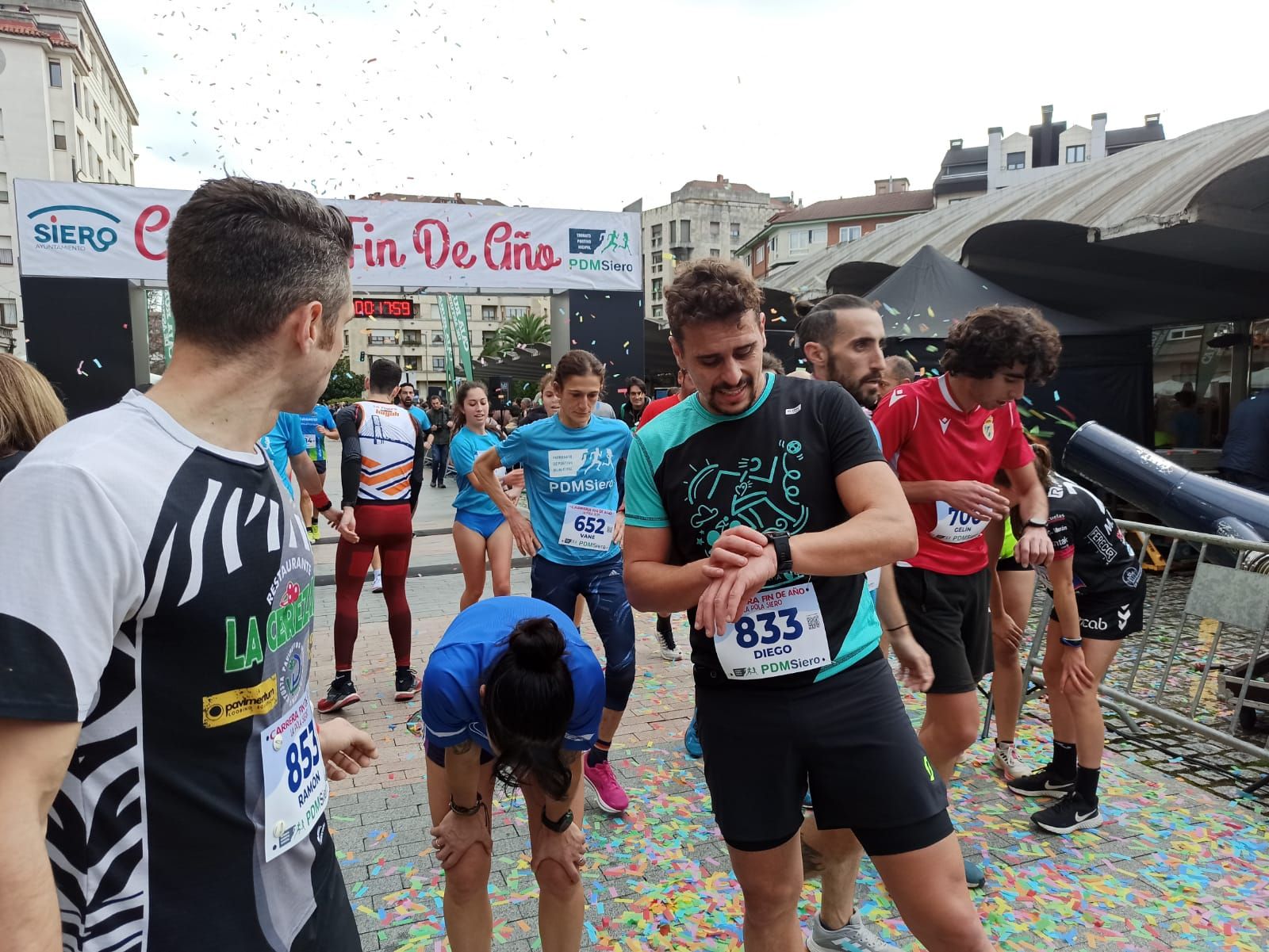 Casi 1.500 participantes disputan la carrera de Fin de Año de Pola de Siero