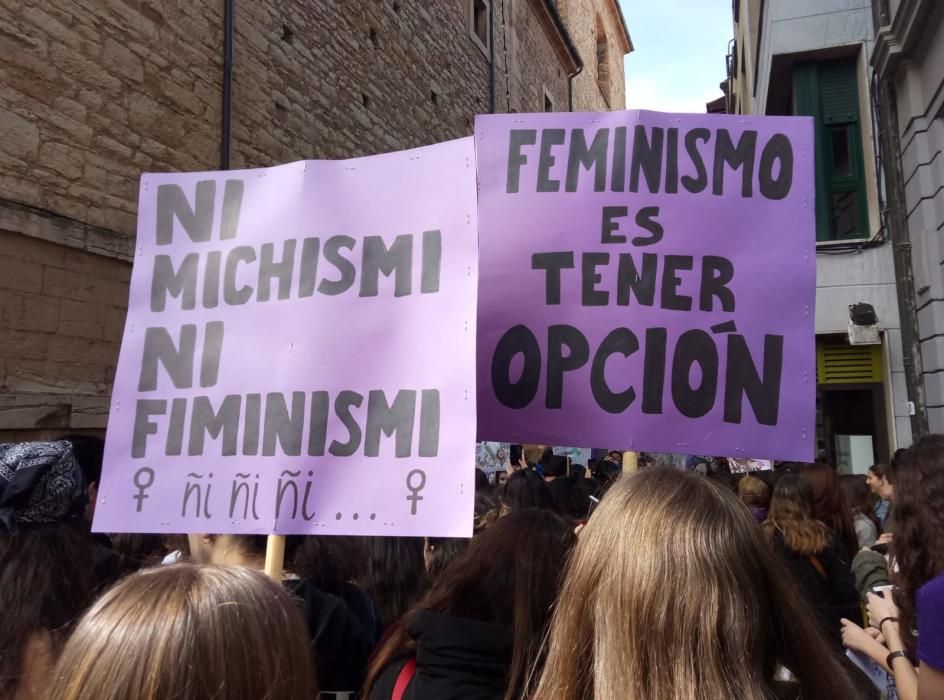 8-M en Asturias: El feminismo inunda las plazas