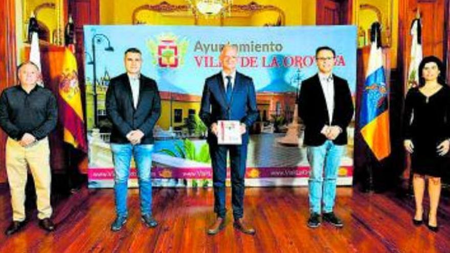 Los firmantes del Pacto por la Reactivación de La Orotava.