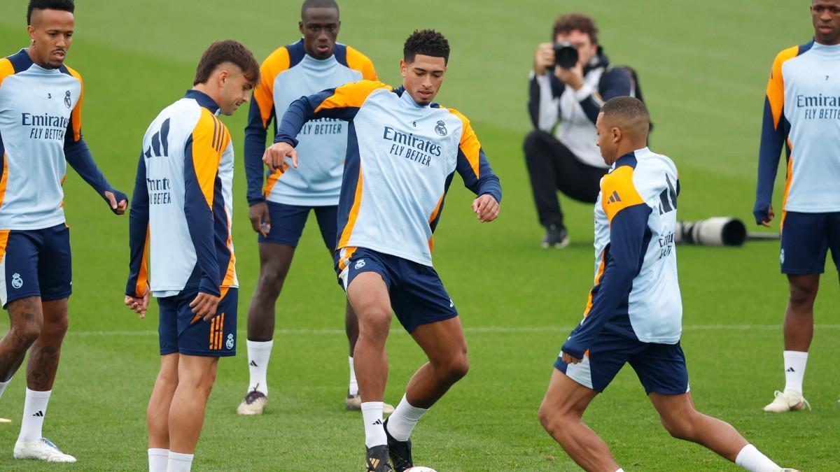 Bellingham y Mbappé durante el entrenamiento