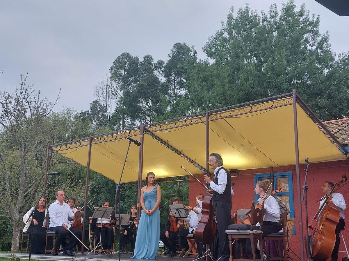 Espectacular concierto sobre la Hierba en Misiego: música y paisaje junto a la ría de Villaviciosa