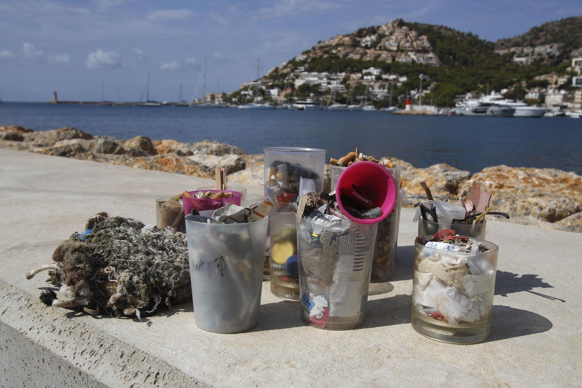 La Reina Sofía participa en la recogida de residuos marinos en Mallorca