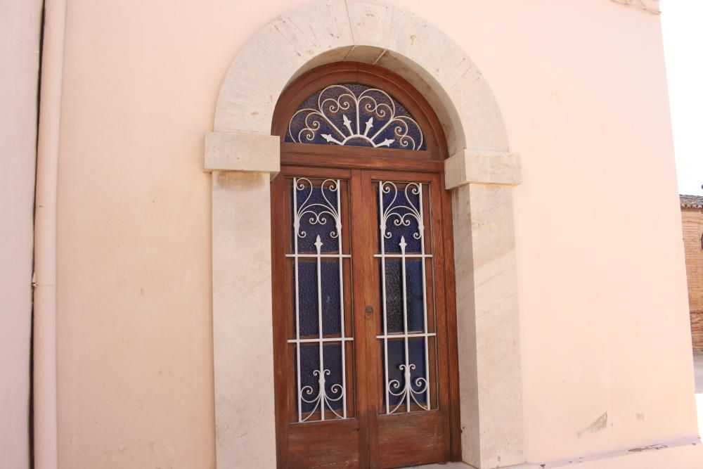 Panteón de concejales, donde descansan el doctor Sanchis Bergón (1906-1907) y Vicente Salas Quiroga (1890).