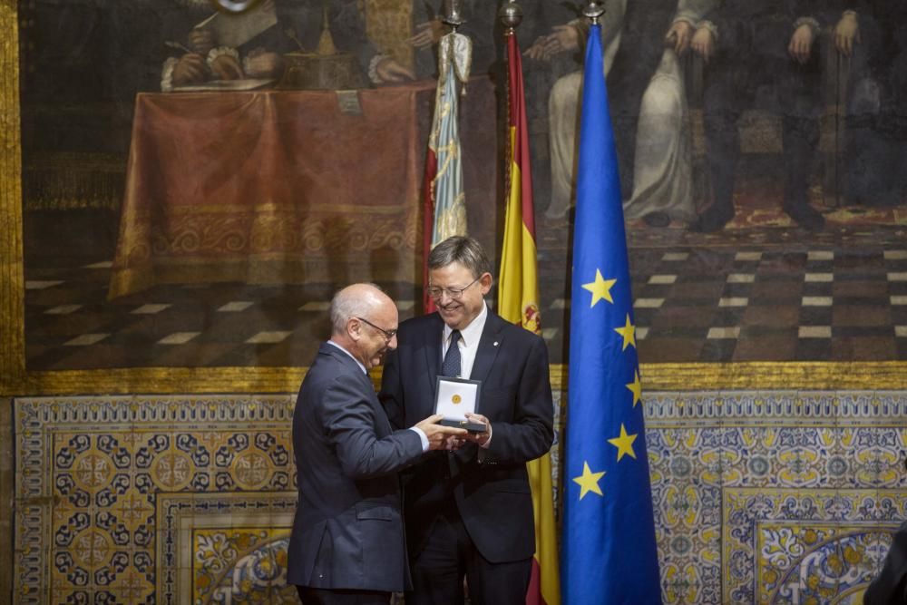 Entrega de distinciones de la Generalitat el 9 d'Octubre