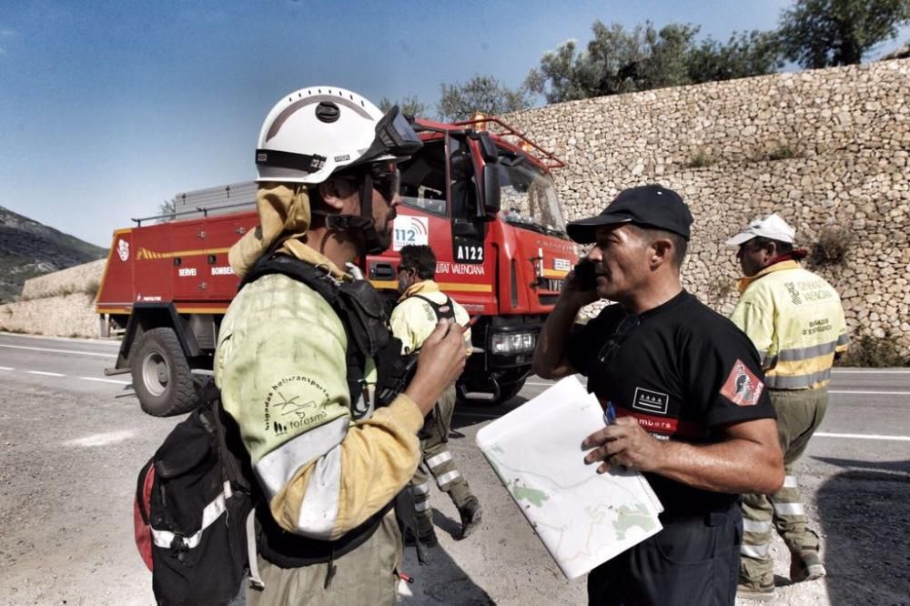 Incendio forestal en Castell de Guadalest