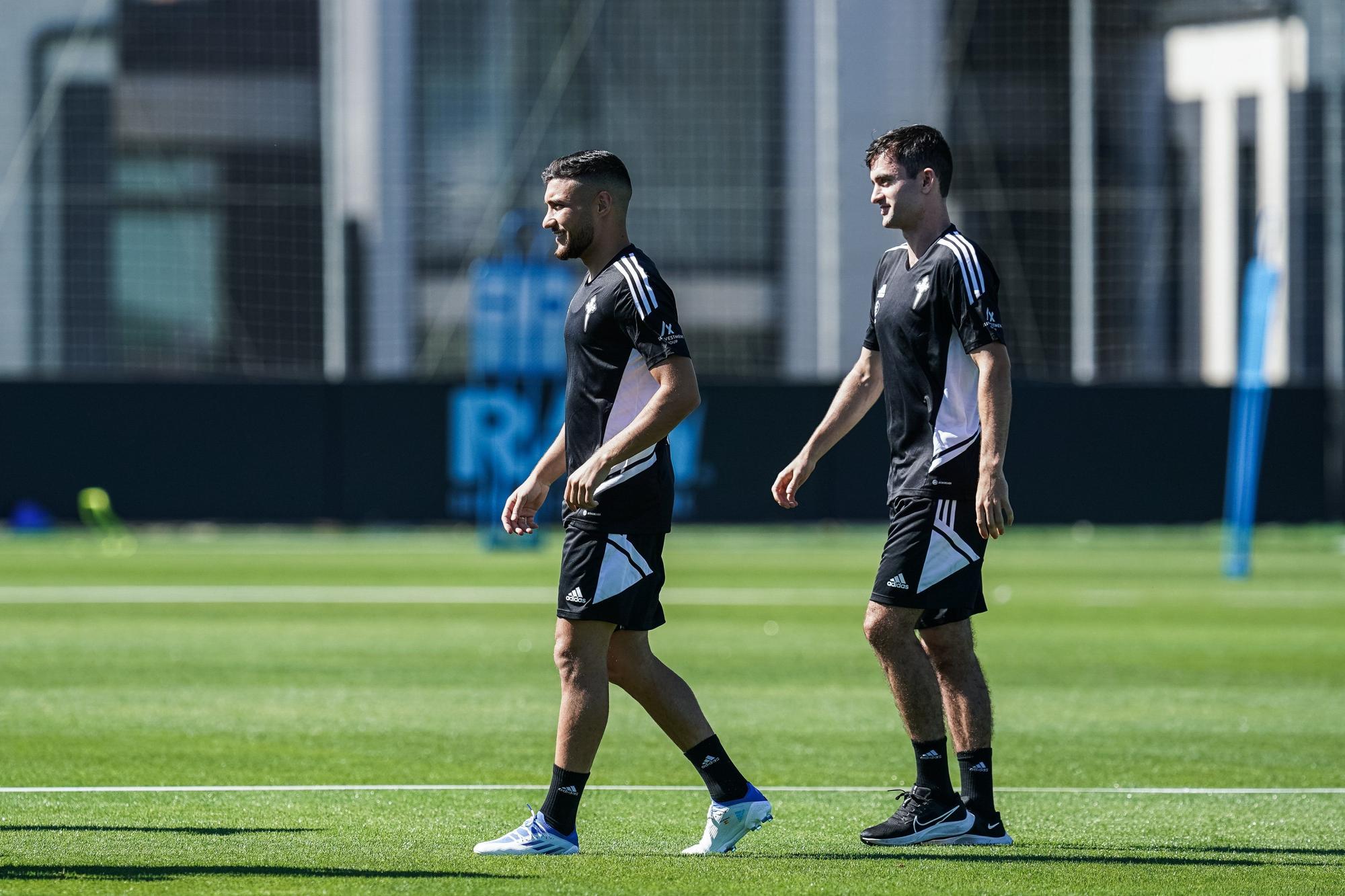 Óscar y Luca de la Torre, en un entrenamiento en la ciudad deportiva de Afouteza .