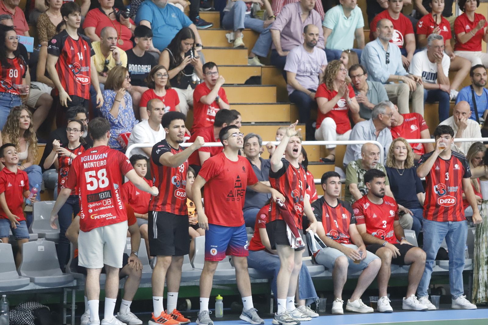 El Cajasur Córdoba BM - Handbol Sant Cugat en imágenes