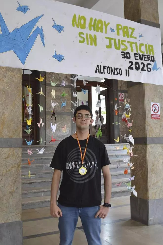 Mateo Domenech, oro en la Olimpiada Española de Física un mes después de ganar el bronce en Matemáticas