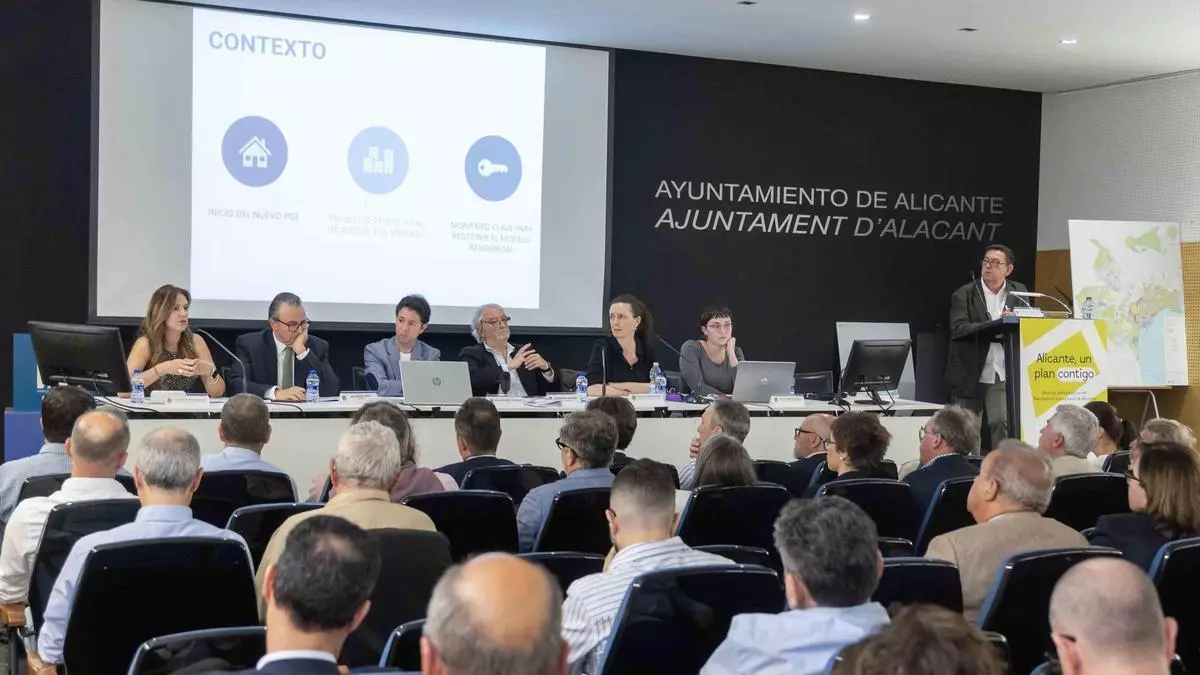 “Alicante, un plan contigo” pone el foco en el problema de la vivienda en la ciudad