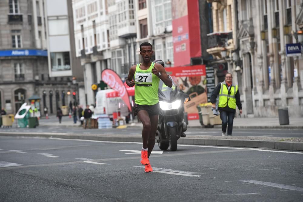 Búscate en la galería del medio maratón Coruña21