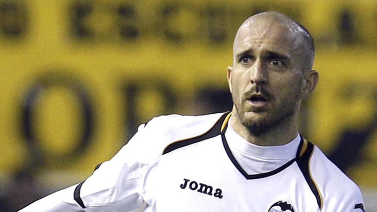 Bruno Saltor jugó en el pasado en Espanyol, Nàstic, Lleida, Almería y Valencia, entre otros clubs