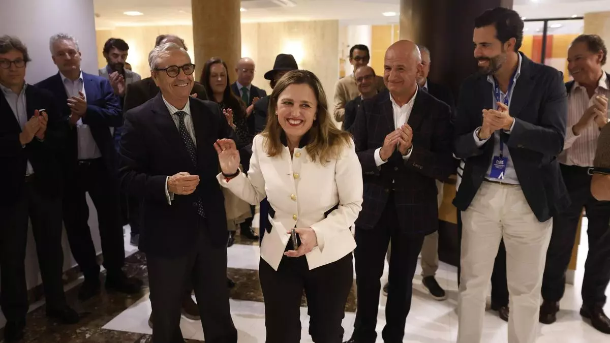 Calvo gana las elecciones de FADE y será presidenta otros cuatro años