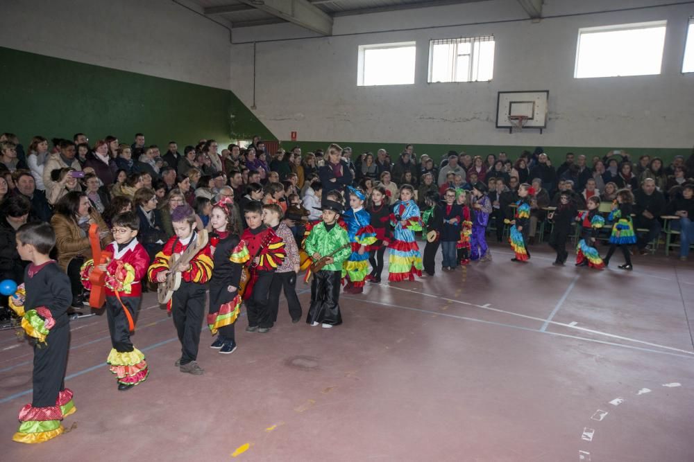 Los colegios abren el Entroido de Tabeirós-Montes