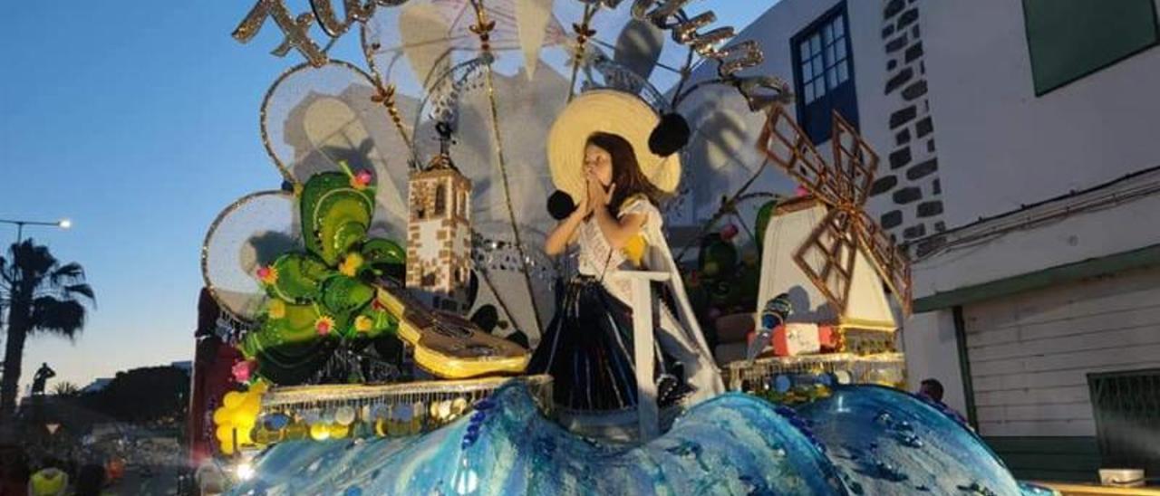 La Reina Infantil del Carnaval de la capital majorera. | | ONDA FUERTEVENTURA