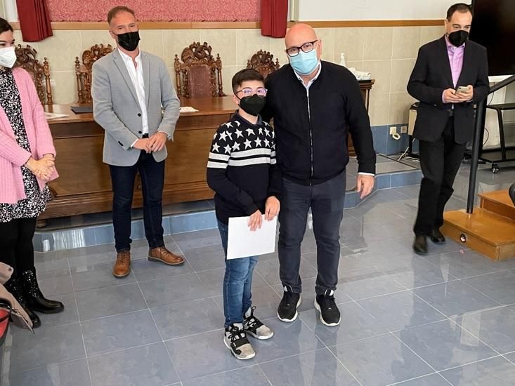 El ganador a nivel individual de la fase provincial del Certamen de Lectura en Público, Mario Vega.