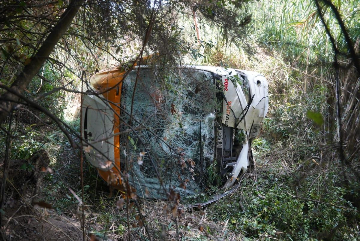 53 heridos, 2 graves, en el accidente de autocar en Santa Susanna (Barcelona) 53 heridos, 2 graves, en el accidente de autocar en Santa Susanna (Barcelona)