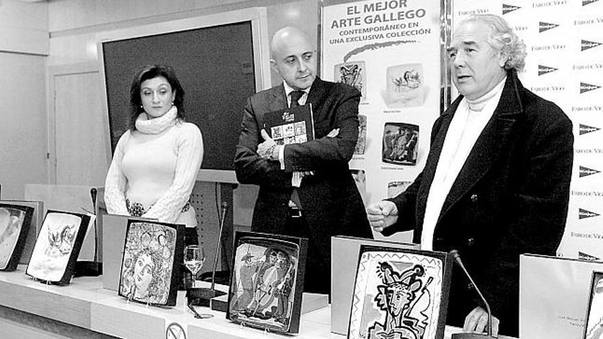 Victoria Iglesias, Pati Blanco (centro) y José María Barreiro, durante la presentación