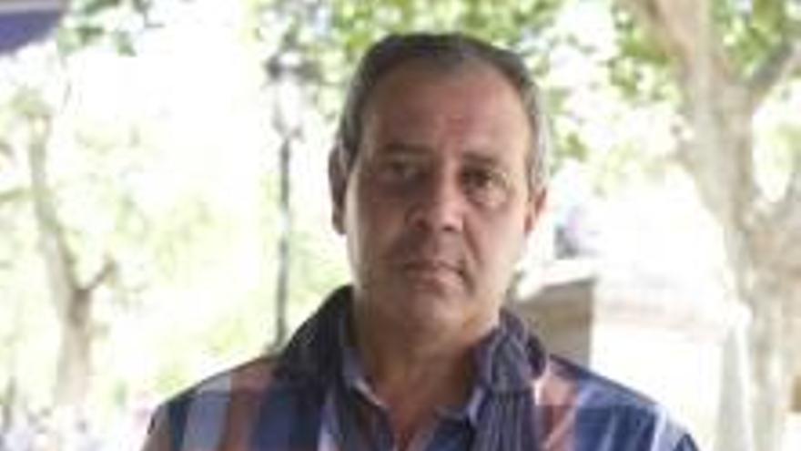 El alcalde, José Barberá, el viernes tras sufrir la agresión.